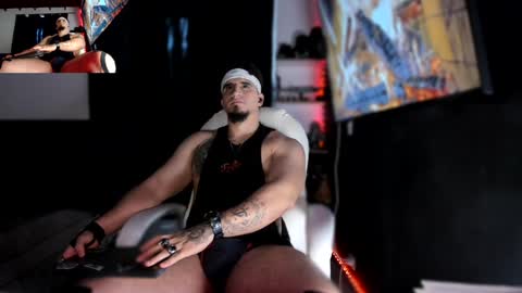 Snapshot of kingbear777 chatting on December 3, 2024, 7:00 pm King Bear online show from December 3, 2024, 7:00 pm