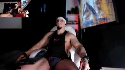 Snapshot of kingbear777 chatting on December 20, 2024, 12:19 am King Bear online show from December 20, 2024, 12:19 am