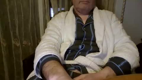 Snapshot of kingdonn1 chatting on February 4, 2026, 11:31 pm Don online show from February 4, 2026, 11:31 pm