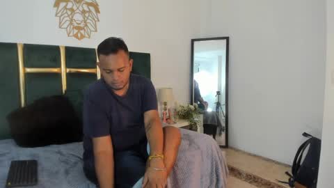 kingg_jay online show from May 28, 2026, 12:13 pm