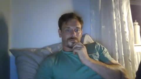 kingharold92 online show from July 15, 2026, 9:42 pm
