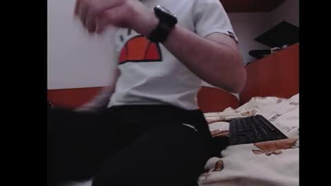 Snapshot of kingkarlos_ chatting on March 1, 2026, 10:34 pm KingKarlos online show from March 1, 2026, 10:34 pm