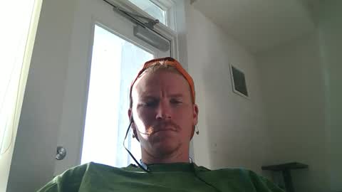 Snapshot of kinglegg chatting on December 21, 2024, 8:32 pm Kinglegg online show from December 21, 2024, 8:32 pm