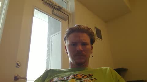 Snapshot of kinglegg chatting on January 10, 2025, 8:48 pm Kinglegg online show from January 10, 2025, 8:48 pm