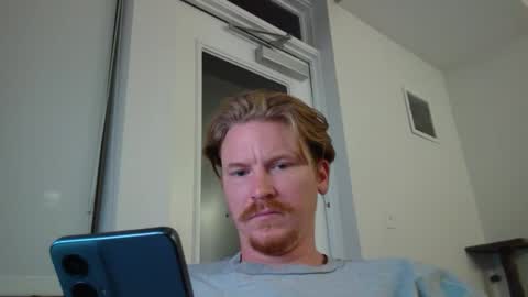 Snapshot of kinglegg chatting on January 18, 2025, 11:55 pm Kinglegg online show from January 18, 2025, 11:55 pm