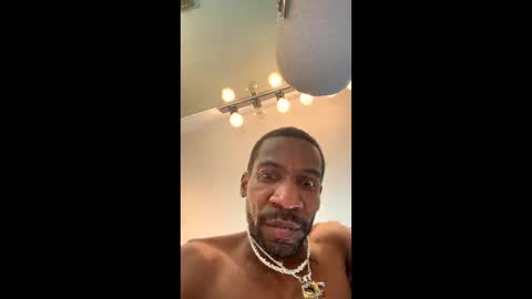 Snapshot of kingslimfresh chatting on February 5, 2026, 4:55 pm kingslimfresh online show from February 5, 2026, 4:55 pm