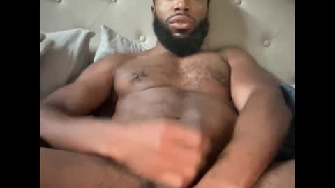 kingsling_00 online show from April 15, 2026, 12:01 pm