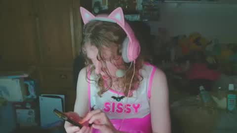 Snapshot of kinky_miku chatting on November 21, 2025, 1:26 am kinky_miku online show from November 21, 2025, 1:26 am