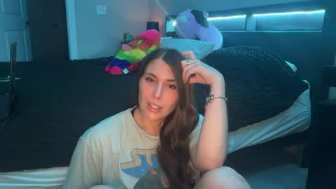 kinkycreative online show from July 6, 2026, 3:25 am