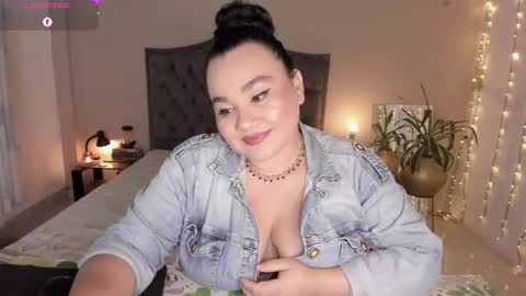 Jenny online show from April 17, 2026, 5:43 am