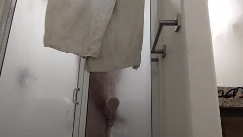 whateveryouwant online show from January 26, 2025, 10:02 pm