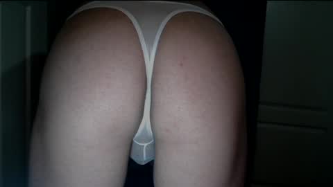 Xoxxxo online show from May 5, 2026, 1:30 pm