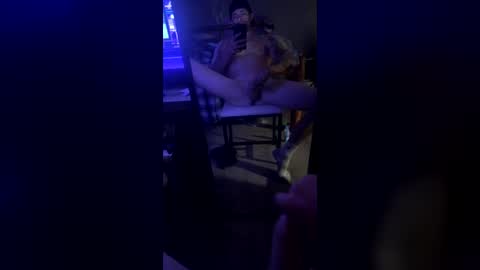 kinneymichael1996 online show from August 6, 2026, 4:58 am
