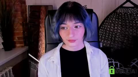 Kira online show from February 1, 2026, 8:40 pm