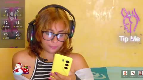 Snapshot of kira_adam chatting on July 13, 2026, 5:21 am Kira online show from July 13, 2026, 5:21 am