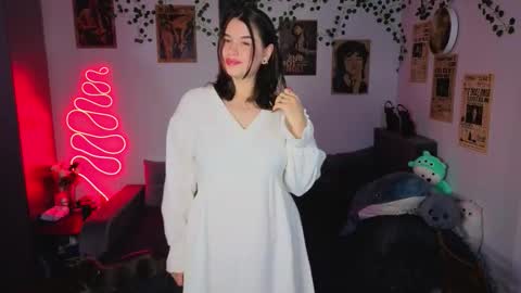 Snapshot of kira_kick chatting on October 22, 2025, 8:41 pm Kira VanKick online show from October 22, 2025, 8:41 pm