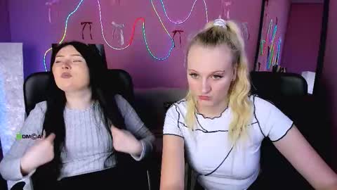 Snapshot of kira_kisses_ chatting on March 11, 2026, 1:39 pm Kira online show from March 11, 2026, 1:39 pm