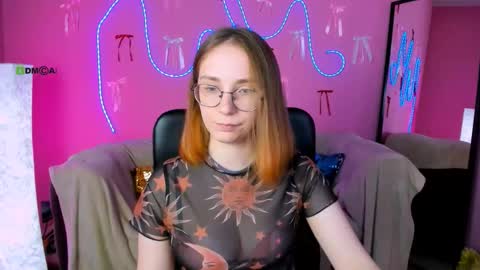 Snapshot of kira_kisses_ chatting on March 15, 2026, 10:10 am Kira online show from March 15, 2026, 10:10 am