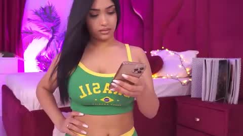 Snapshot of kira_krush chatting on June 17, 2026, 5:21 am kira krush online show from June 17, 2026, 5:21 am