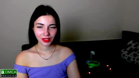 Snapshot of kira_moon_1 chatting on December 6, 2024, 7:56 pm Kira online show from December 6, 2024, 7:56 pm