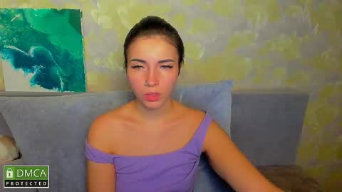 Snapshot of kira_moon_1 chatting on November 8, 2025, 10:19 pm Kira online show from November 8, 2025, 10:19 pm