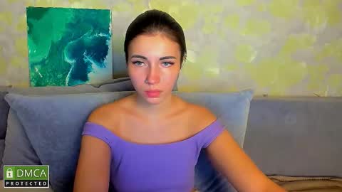 Snapshot of kira_moon_1 chatting on November 13, 2025, 7:57 pm Kira online show from November 13, 2025, 7:57 pm