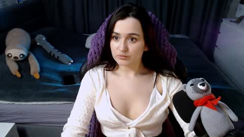 Snapshot of kira_yammy chatting on January 8, 2025, 10:16 pm Kira follow me online show from January 8, 2025, 10:16 pm