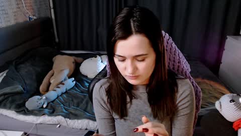 Snapshot of kira_yammy chatting on January 21, 2025, 1:50 am Kira follow me online show from January 21, 2025, 1:50 am