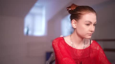 Snapshot of kiraninetails chatting on November 10, 2025, 9:19 am ARI online show from November 10, 2025, 9:19 am