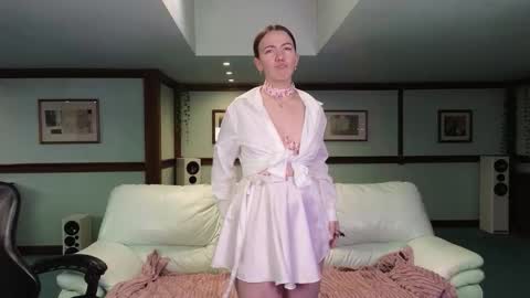  Kira  online show from January 13, 2026, 2:28 am