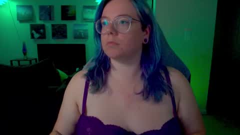 Snapshot of kiraspitqueen chatting on July 1, 2026, 3:52 am KiraSpitQueen online show from July 1, 2026, 3:52 am
