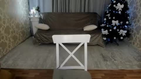 Kira online show from December 20, 2025, 11:50 am