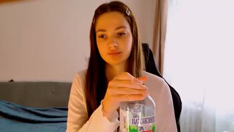 kiravair online show from June 27, 2026, 9:14 am