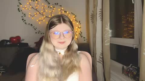 Snapshot of kirayume chatting on June 21, 2026, 8:55 pm KiraYume online show from June 21, 2026, 8:55 pm