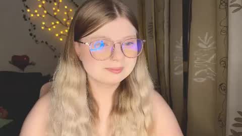 Snapshot of kirayume chatting on July 31, 2026, 8:30 pm KiraYume online show from July 31, 2026, 8:30 pm