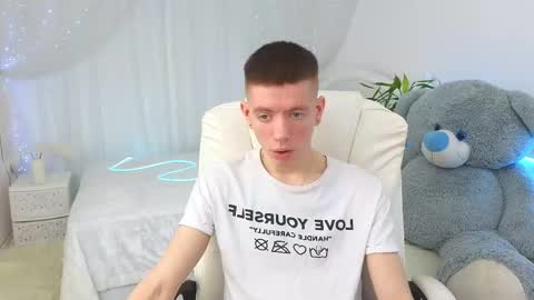 Snapshot of kireev_ chatting on March 11, 2025, 7:04 am online show from March 11, 2025, 7:04 am