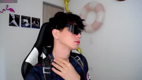 Snapshot of kiss_whitee chatting on September 14, 2025, 3:11 pm kiss_whitee online show from September 14, 2025, 3:11 pm