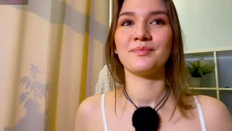 call me Luna online show from April 17, 2026, 9:12 am
