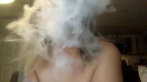 Snapshot of kissahsins chatting on September 16, 2025, 10:38 am Kissah Kreampuff online show from September 16, 2025, 10:38 am