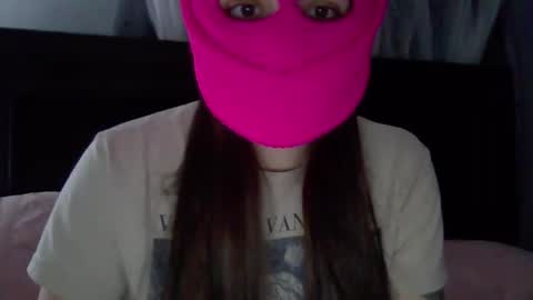 Snapshot of kissandtell1357 chatting on October 20, 2025, 3:51 am kissandtell1357 online show from October 20, 2025, 3:51 am