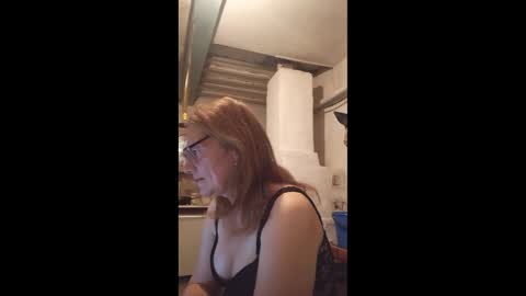 kissandvibe online show from September 23, 2025, 7:06 pm