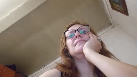 kissandvibe online show from November 25, 2025, 10:10 pm