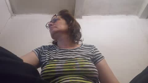Snapshot of kissandvibe chatting on May 29, 2026, 6:39 pm kissandvibe online show from May 29, 2026, 6:39 pm