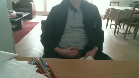 Snapshot of kisslog1 chatting on January 19, 2025, 9:22 am kisslog1 online show from January 19, 2025, 9:22 am