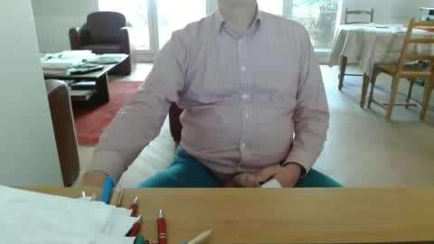 kisslog1 online show from April 25, 2026, 8:50 am