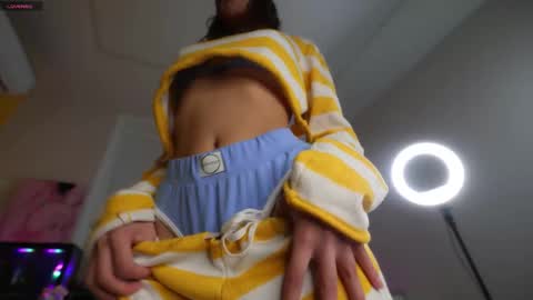 Snapshot of kissmesloww chatting on November 4, 2025, 2:38 pm Snezhana online show from November 4, 2025, 2:38 pm