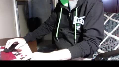 Snapshot of kissofbanned1983 chatting on October 5, 2025, 6:12 am kissofbanned1983 online show from October 5, 2025, 6:12 am