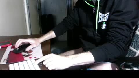 Snapshot of kissofbanned1983 chatting on November 7, 2025, 2:28 pm kissofbanned1983 online show from November 7, 2025, 2:28 pm