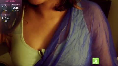 J online show from April 8, 2026, 6:52 pm