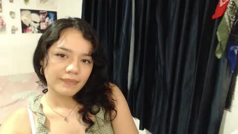 kitcatdreams online show from May 11, 2026, 11:35 pm